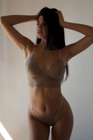 Фотография номер 2 - Алина, 21 год